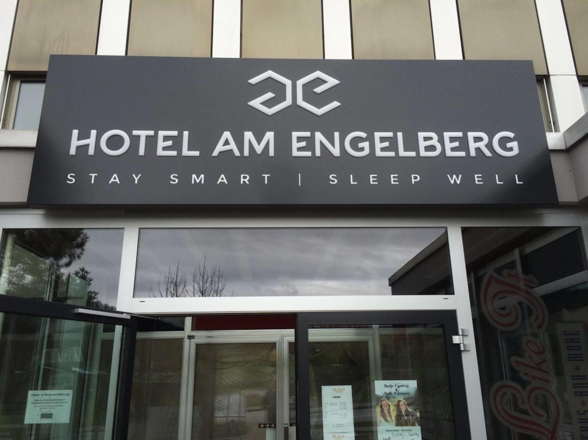 Hotel Am Engelberg ヴィンターバッハ エクステリア 写真