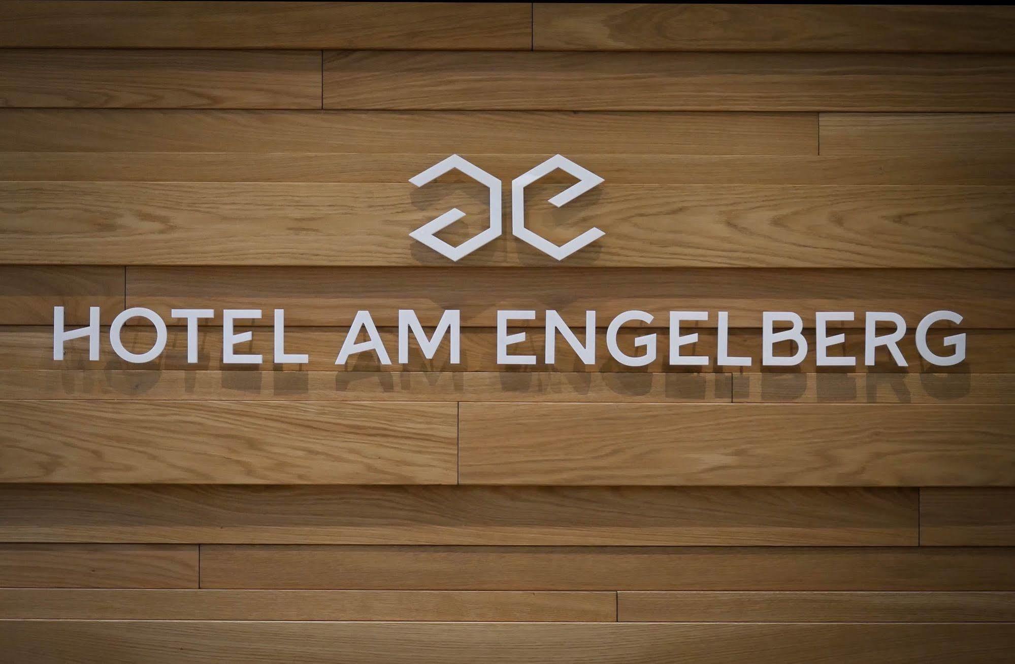 Hotel Am Engelberg ヴィンターバッハ エクステリア 写真
